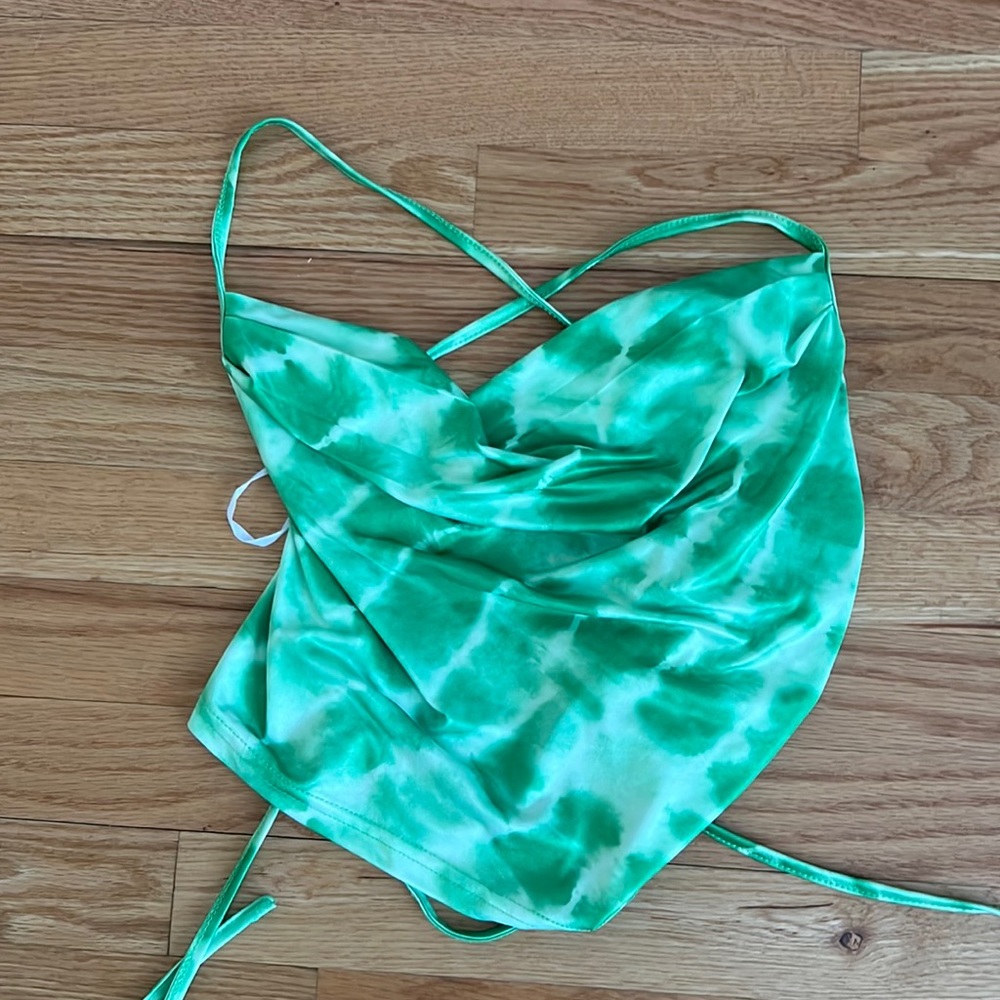Green scoop neck top with open back